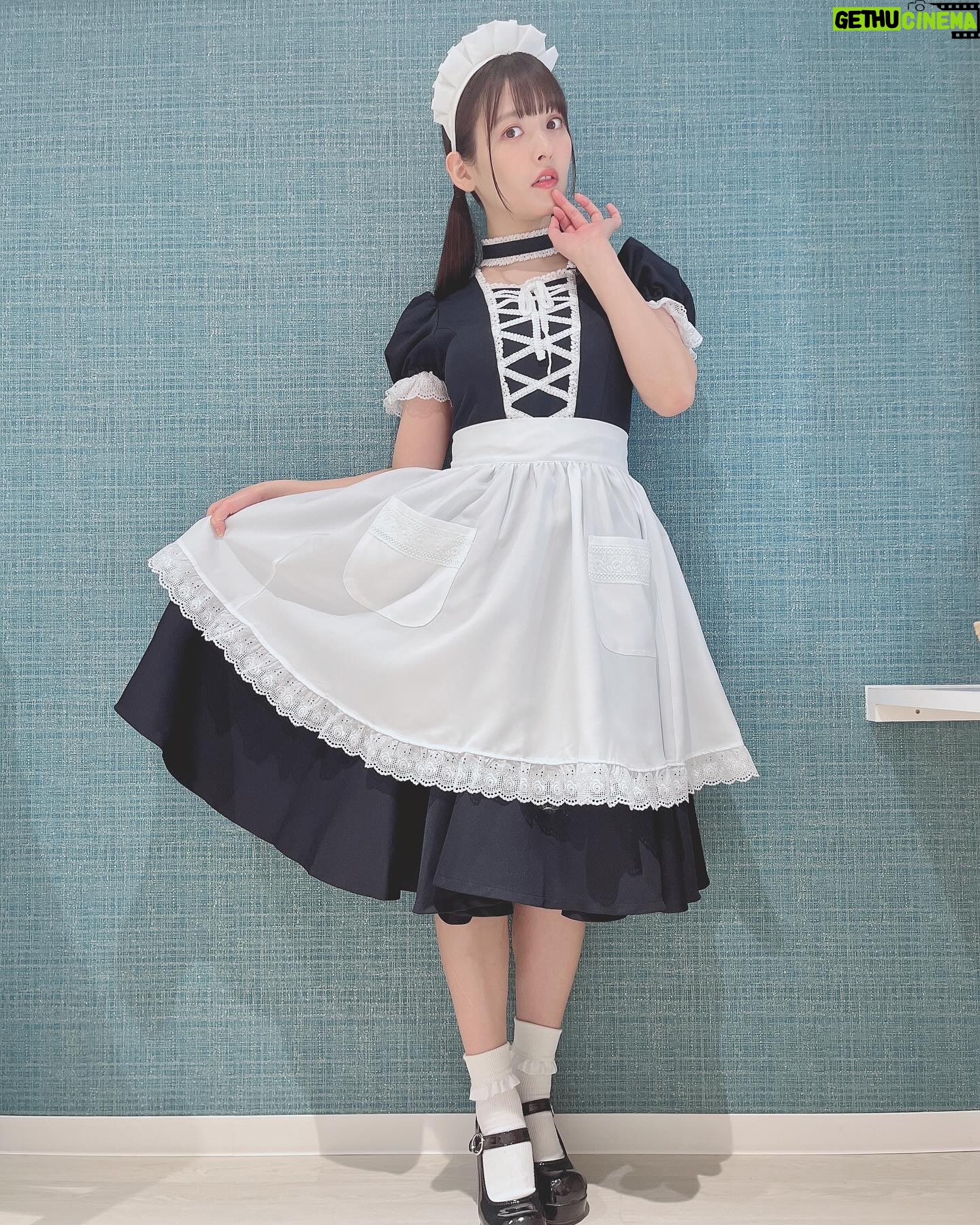Sumire Uesaka Instagram - きんようび〜! メイドの日ですね〜っ! メイド!メイド!メイドはさいこう〜!! このメイド服は植村あかりさまとご一緒させていただいたメイド服なので家宝です…!!!!ずっと大切に着ます!!! 明日明後日はキンスパに参加しますよ〜っ! いらっしゃる方は何卒!!よろしくお願いいたしますっ!!ドキドキ!! そして皆さま、今週も一週間おつかれさまでした! 体調に気をつけて、すこやかな週末を過ごしましょうねっ!! #上坂すみれ