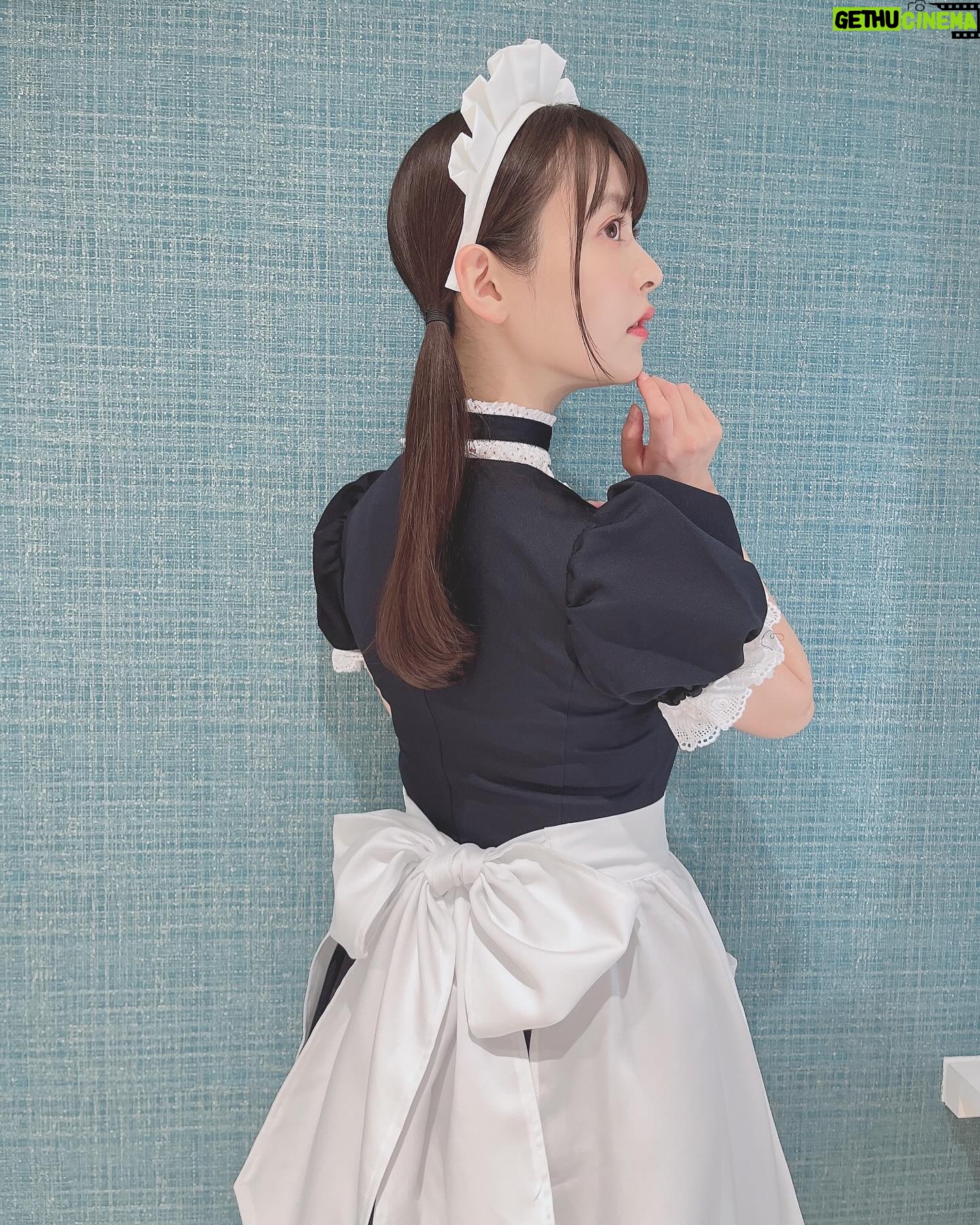Sumire Uesaka Instagram - きんようび〜! メイドの日ですね〜っ! メイド!メイド!メイドはさいこう〜!! このメイド服は植村あかりさまとご一緒させていただいたメイド服なので家宝です…!!!!ずっと大切に着ます!!! 明日明後日はキンスパに参加しますよ〜っ! いらっしゃる方は何卒!!よろしくお願いいたしますっ!!ドキドキ!! そして皆さま、今週も一週間おつかれさまでした! 体調に気をつけて、すこやかな週末を過ごしましょうねっ!! #上坂すみれ