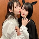 Sumire Uesaka Instagram - おはようございます〜！ 5月が本格的に始まった…気がします！こんにちは5月〜！ 先日の劇場版「ウマ娘」完成披露プレミアでの想い出たちです！ 本当に本当にたくさんの方に体感いただきたい作品…！公開が待ち遠しいですっ！ この日はサプライズライブも行われました！実は「うまぴょい伝説」の完全版振り付け、初めてでした(｀°ω°´)ずきゅんどきゅん スクリーンを駆け抜けるウマ娘たちの、心が焼けつくような眩く美しい光景をどうぞお見逃しなく！ そして5月もね！みなさま、すこやかにまいりましょうね〜っ！ #ウマ娘