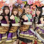 Sumire Uesaka Instagram - おはようございます〜！ 5月が本格的に始まった…気がします！こんにちは5月〜！ 先日の劇場版「ウマ娘」完成披露プレミアでの想い出たちです！ 本当に本当にたくさんの方に体感いただきたい作品…！公開が待ち遠しいですっ！ この日はサプライズライブも行われました！実は「うまぴょい伝説」の完全版振り付け、初めてでした(｀°ω°´)ずきゅんどきゅん スクリーンを駆け抜けるウマ娘たちの、心が焼けつくような眩く美しい光景をどうぞお見逃しなく！ そして5月もね！みなさま、すこやかにまいりましょうね〜っ！ #ウマ娘