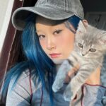 Sumitra Duangkaew Instagram – Mama love u 💙🤏🏻🐈🐈‍⬛ @lukshin.moodengg