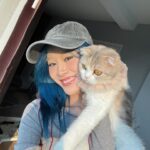 Sumitra Duangkaew Instagram - Mama love u 💙🤏🏻🐈🐈‍⬛ @lukshin.moodengg