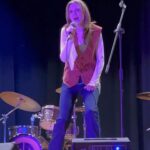 Summer Fontana Instagram - I had a blast taking it back to the 70’s with @guitar_ninjas 🎸 #1970s #AmericanWoman #Blondie #Heart #livemusic #burbank