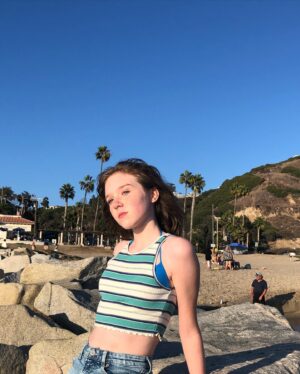 Summer Fontana Instagram - Let’s get to the beach-each let’s get away 🎶🪸