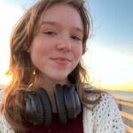 Summer Fontana Instagram - hey siri play love of my life on Spotify 🌅
