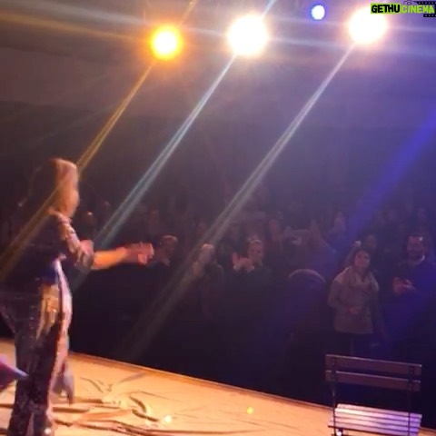 Sumru Yavrucuk Instagram - Kimsesiz tiyatrocular günü kutlu olsun!