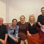 Sumru Yavrucuk Instagram - Shirley Valentine 8. senesinde sezon finalini sevgili Özen Yula’nın @ozenyula tiyatro seyircisine kazandırdığı House of Performance HOP Sahne’de @houseofperformanceofficial yapıyor. Gelecek sezon görüşmek üzere 🎭🎶 2015 - ♾️