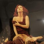 Sumru Yavrucuk Instagram - Macbeth …1992 Atatürk Kültür Merkezi. yönetmeni pek çok oyunda birlikte çalıştığım Kenan Işık…💙🎭Lady Macbeth .@umayumay.uu