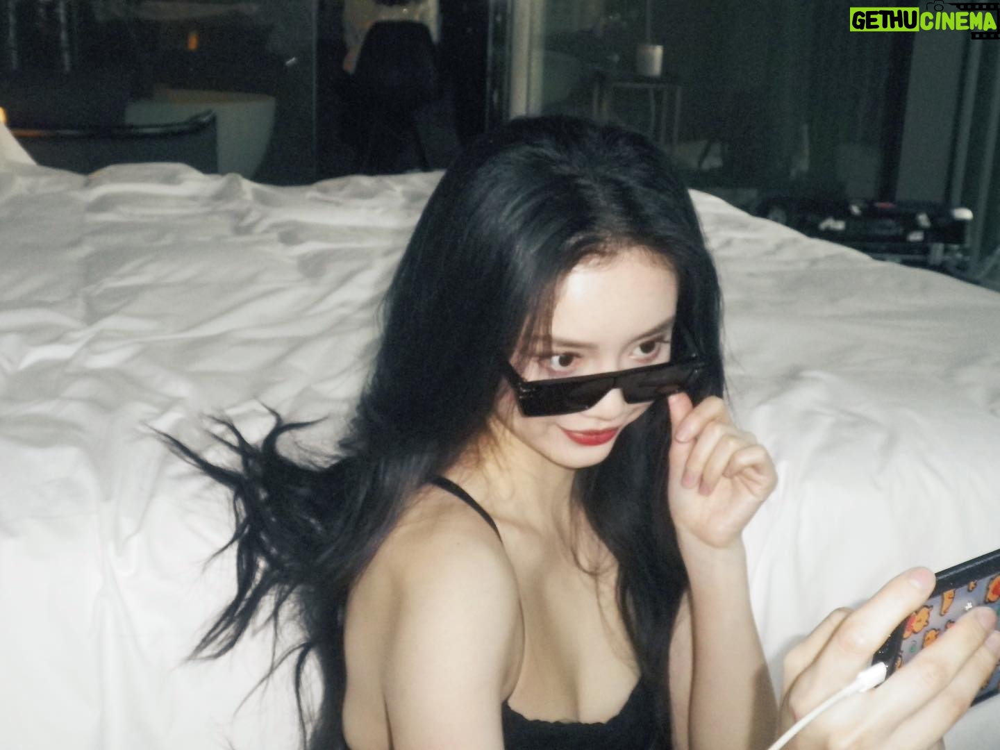 Sun Yihan - 24.4K Likes - 🕶️
