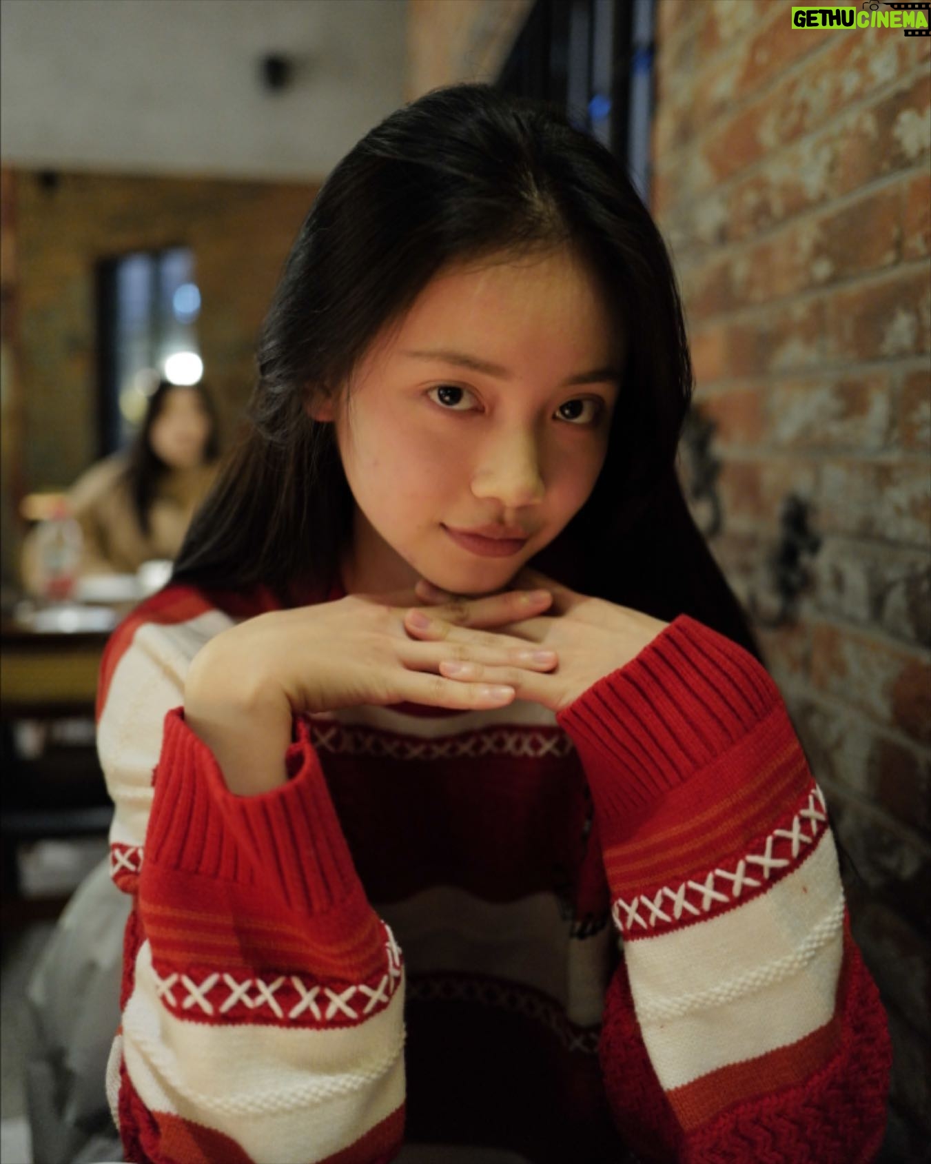 Sun Yihan - 24.1K Likes - 🥂
