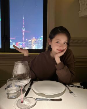 Sun Yihan Instagram - 🍪