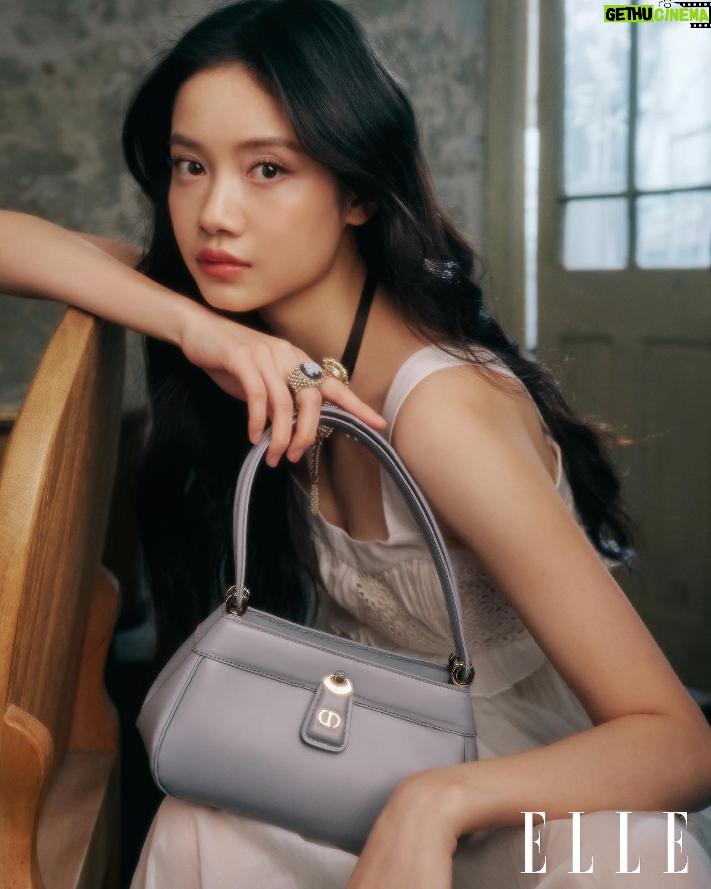 Sun Yihan - 17.5K Likes - 春日🍃