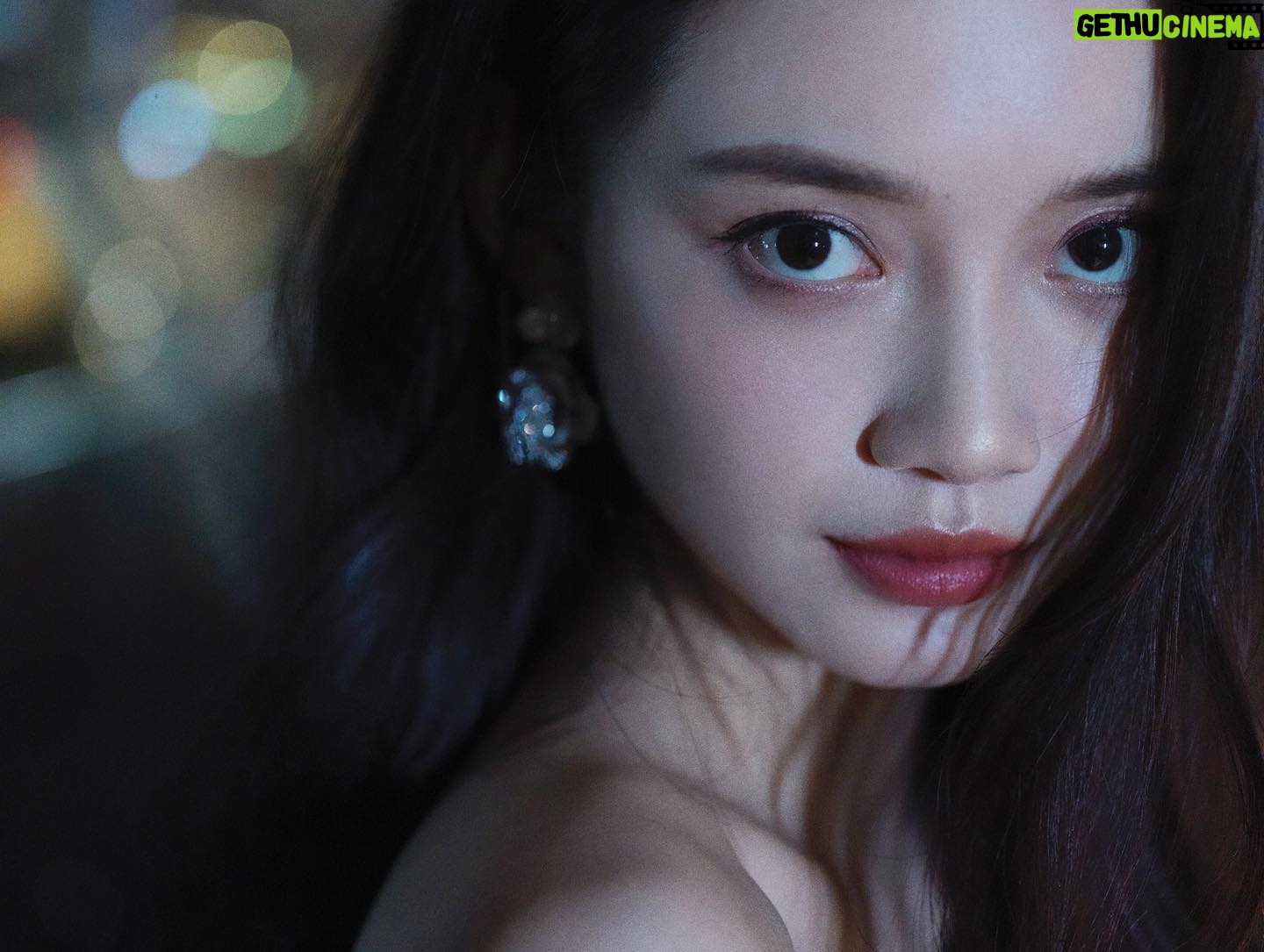 Sun Yihan - 17.7K Likes - fashion pop!💨🌌🌌