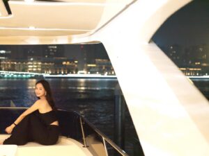 Sun Yihan Instagram - fashion pop！💨🌌🌌