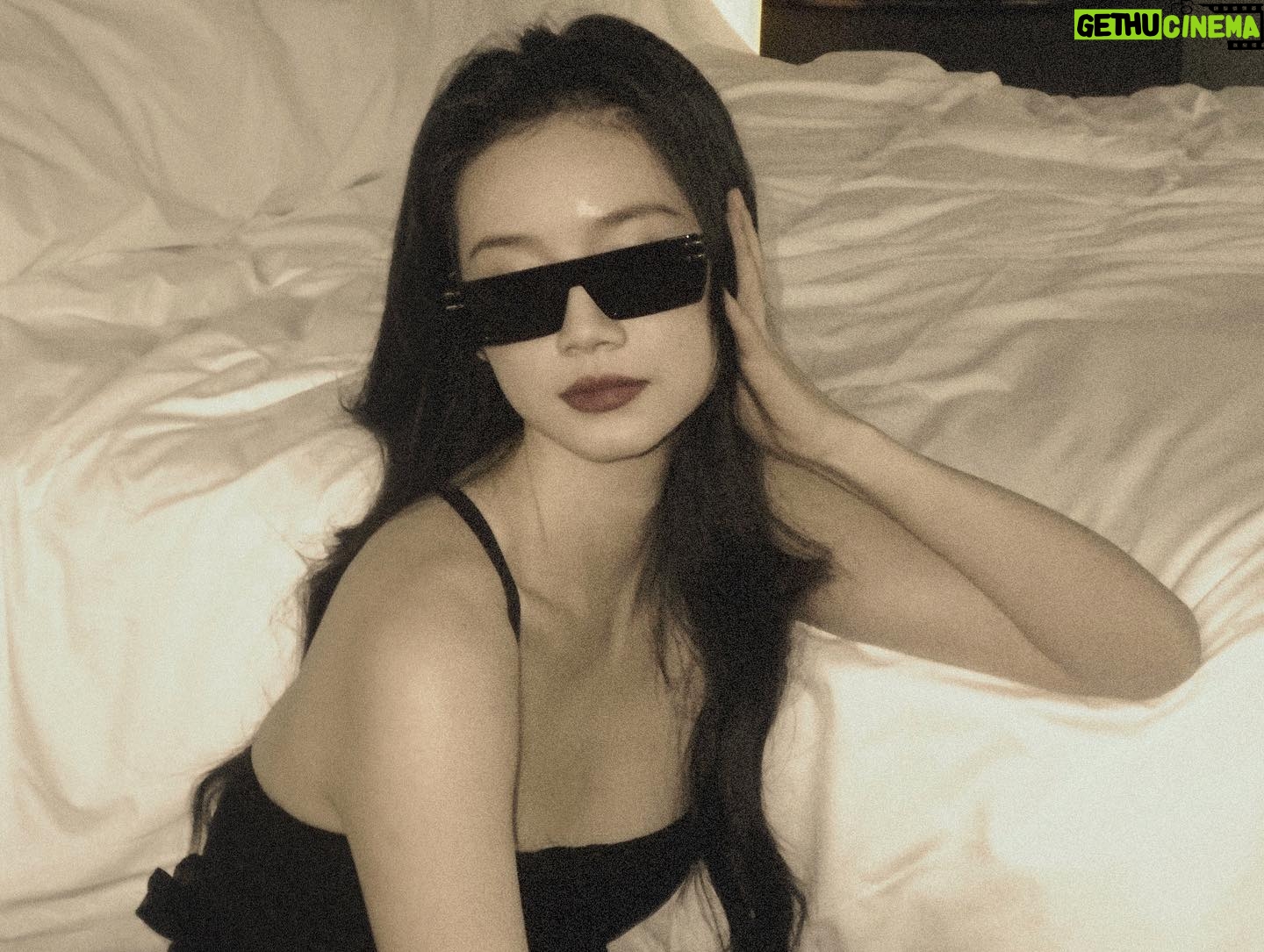Sun Yihan - 24.4K Likes - 🕶️