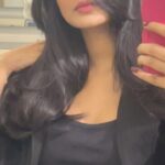 Sunerah Binte Kamal Instagram - List of two things I love 1. My hair 2. You