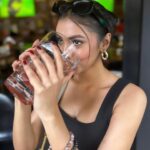 Sunerah Binte Kamal Instagram - Stay hydrated! 📸 @aniqazaheen