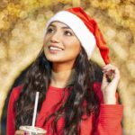 Sunerah Binte Kamal Instagram - 🎄🧑‍🎄♥️ 🌟 Because happiness is contagious. 📸 @kkowshikk