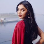 Sunerah Binte Kamal Instagram – The moment you decide you want better for yourself is the minute the entire universe begins to shift in your favor. Your declaration, command, intentions, visions, and prayers begin the creation of the new reality. All you have to do today is decide and never look back.