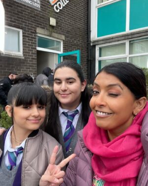 Sunetra Sarker Instagram - Ackley Bridge will remain one of the all time best jobs I ever did starting back in 2018 we had no idea what a groundbreaking entertaining multicultural show we were creating. I will forever love playing Mrs P and will miss her greatly. Thanks to @theforge_drama and all the brave leaps of faith they took. I got to play with the best of friends, cast, crew and production teams. Too many photos for one post… so more to come. Thank you Team Ackley Bridge and all its fans - love you all -in the words of Kaneez “ I don’t care if you lesbian, vegan or man on the moon” #justsayin🌟💝