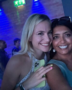 Sunetra Sarker Instagram - Stormin night @sbtvonline with my lovely Loose ladies in honour of a unique soul and all his majesticness. Great to catch Pixie and Dave there too 🙏🏽 #jamaledwards 💙