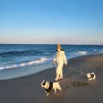 Sung Yu-ri Instagram - 바닷바람 살짝 5분컷🌊