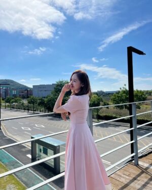 Sung Yu-ri Instagram - 날이 좋아서
햇살이 적당해서
📷