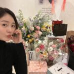 Sung Yu-ri Instagram - 감사하고 사랑합니다💕