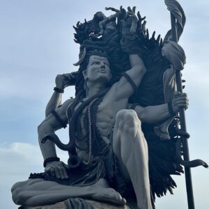 Sunitha Varma Instagram - 🕉 Namah Shivaya 
.
.
.
#aazimalashivtemple #kerala #trivendrum #shiva #ganga #statue #shivaholic #blessedlife