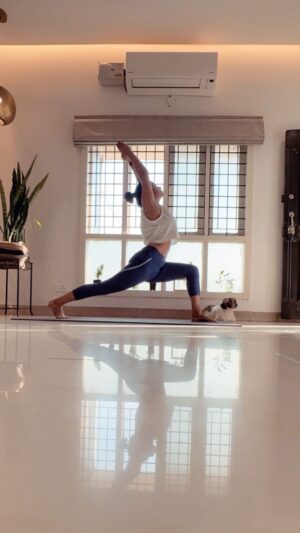 Sunitha Varma Instagram - Just breathe .. 🧘‍♀️🤘🏻
.
.
.
#yogaday #reels #reelsinstagram #justbreathe #inhale #exhale #yogaeveryday