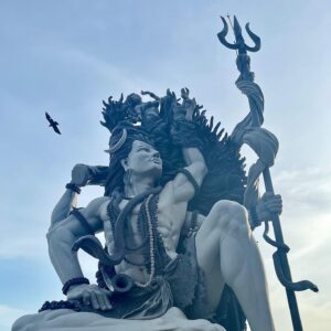 Sunitha Varma Instagram - 🕉 Namah Shivaya 
.
.
.
#aazimalashivtemple #kerala #trivendrum #shiva #ganga #statue #shivaholic #blessedlife
