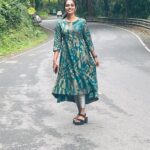 Sunitha Srinivasan Instagram – “Just say hi to nature”
#naturelovers #green #sunitha #explore