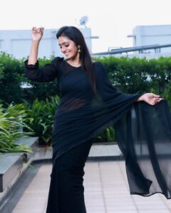 Sunitha Srinivasan Instagram - Black love 🖤 #black #love #instagram #instafitness #instadaily