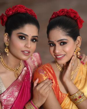 Sunmeera Nagesh Instagram - ✨
.
.
Credits: @makeupbysunilsaha @asish_photography_bpd