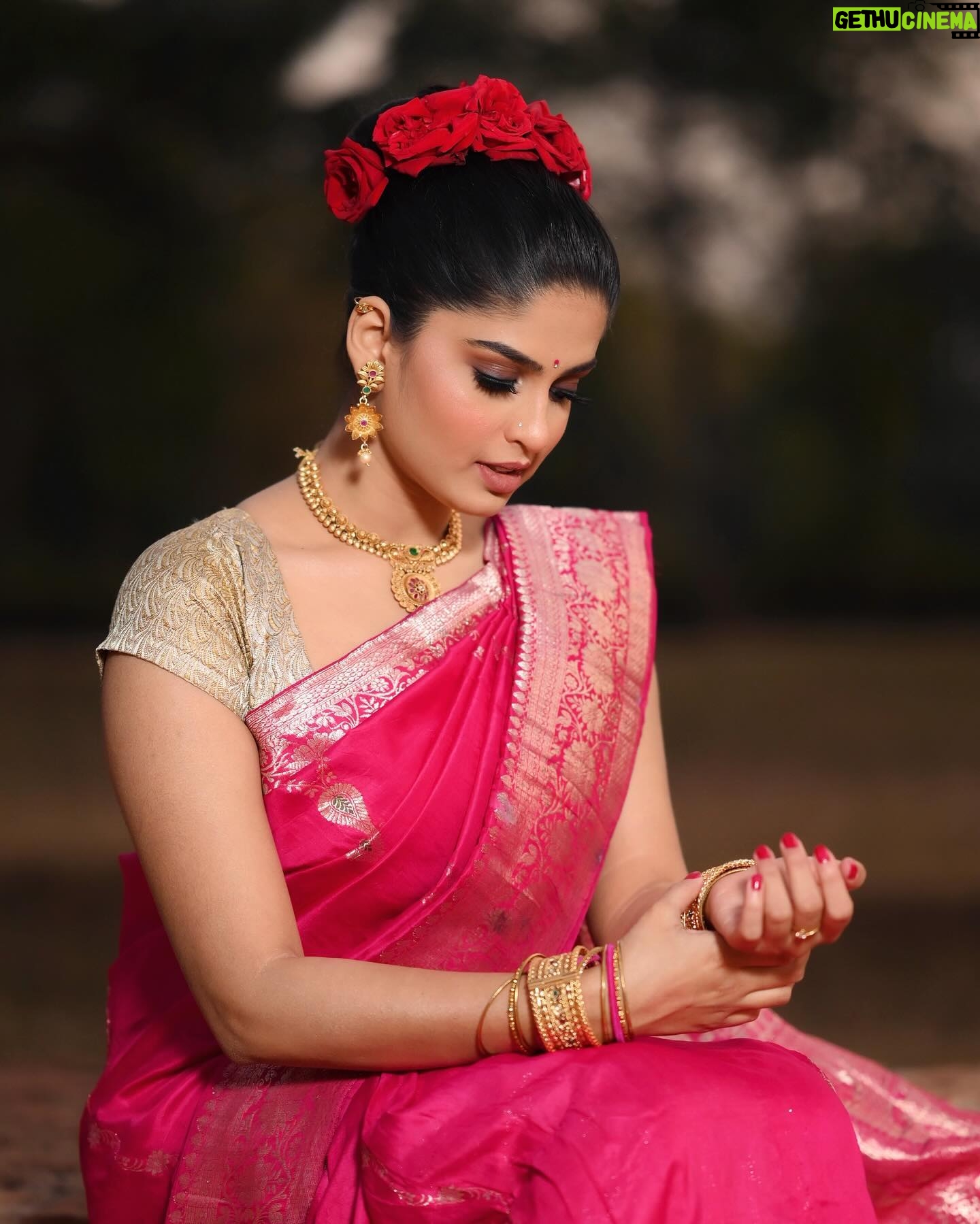 Sunmeera Nagesh - 10.2K Likes - @sunmeera.nagesh 💕🌸🌷
.
#makeupbysunilsaha 🌟
.
Photography @asish_photography_bpd 📸
For makeup bookings - 8249269834 📞
.
#makeupartist #instabride #instamood #makeuphairbysunilsaha #instalike #instagood #makeupartistworldwide #indianbride #naturalmakeup #makeuplife #bridesofindia #indianmakeup #odishamakeupartist #baripadamakeupartist #viralpics #viralpost #bridesofinstagram #instafashion #instalove #traditional #makeupgoals #indianwedding #photoshoot #wedding #indianmakeupartist #throwback #undiscovered_muas #undiscoveredmuas #instagram ✨🌟