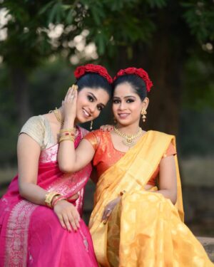 Sunmeera Nagesh Instagram - ✨
.
.
Credits: @makeupbysunilsaha @asish_photography_bpd