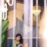 Sunmeera Nagesh Instagram - With the Beautiful Collections at @decobeehomes ✨ Picture Credit: @nigamanandaphotography . . . #Bhubaneswar #decobeehomes #megastore#bestprices#Explorepage#Featured