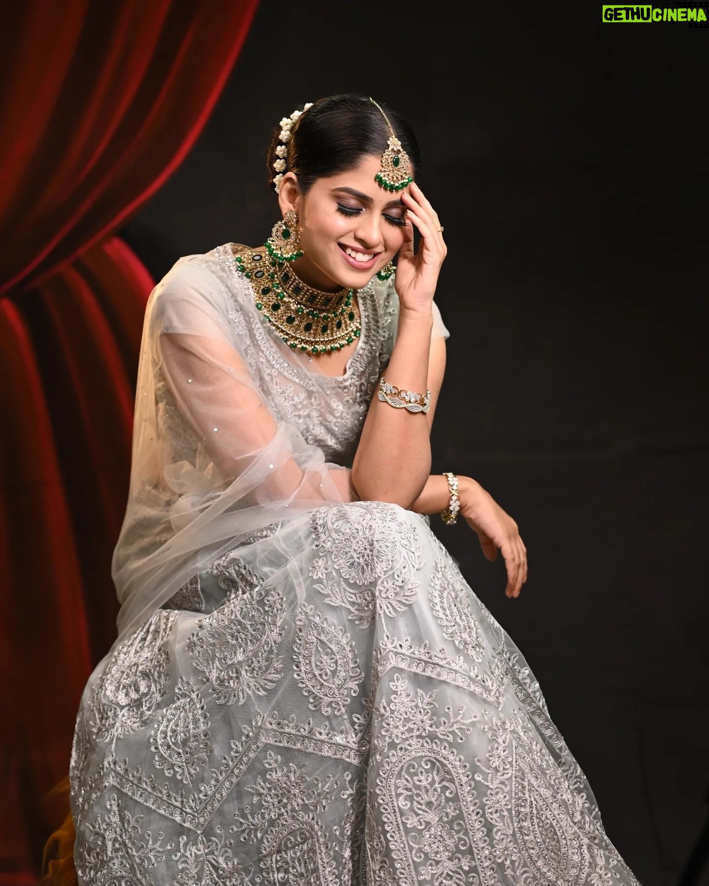 Sunmeera Nagesh Instagram - ✨ . . . Credits: @makeupbysunilsaha @elegant_photo_graphy