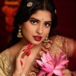 Sunmeera Nagesh Instagram - Laal. . Makeup:@glamupwithjyoti Picture Credit:@yuvraj_bhuban