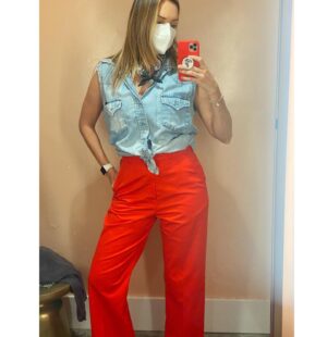 Sunny Mabrey Instagram - Found sweet red vintage pants at thrift store. Then found rad old, beat-up Sears denim shirt. Put ‘em together and PHOTO SESSHH 📸 #ootd #vintage #fashion #vintagestyle