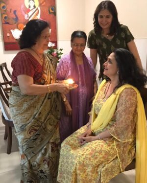 Supriya Pilgaonkar Instagram - 1979 to 2021 -It’s still the same ritual , thank you mom for making me understand from early age , doing Aarti on your birthday , invites the light to enter your life , inner being. , to show you the right path