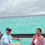 Supriya Pilgaonkar Instagram - Baithe Baithe Kya Karien … Beautiful @coco_resorts in Maldives 🌊💙