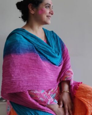 Supriya Pilgaonkar Instagram - Colour colour which colour ??? Last year 11th March , home bound holi