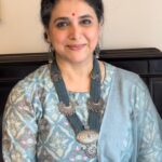 Supriya Pilgaonkar Instagram - This is how I look at different occasion. … three of them video byte. .. puja. … wedding function. . You tell me which is which. … hehehehe . I realise I am looking the same in all but still go ahead