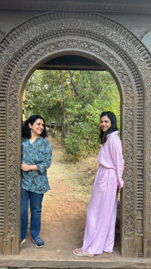 Supriya Pilgaonkar Instagram - We’ve decided to take turns to be each others Mother and child in different lifetimes . I love you my beating heart . Thank you for just being YOU. 
Happy Aai Day 🫀🌍♥️

#MothersDay