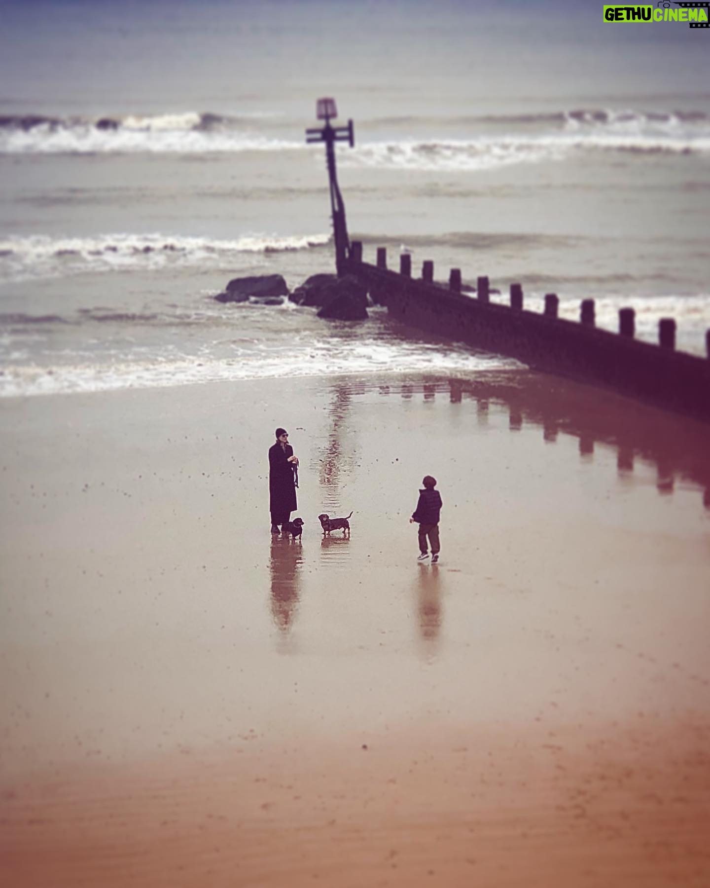 Suranne Jones Instagram - Simple Things….. 📷 @teamakersprod