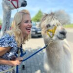 Susan Sideropoulos Instagram - Heute wird es wieder wild - bei „Dein Star - Dein Date“ um 16.30 Uhr in @sat.1 oder jetzt schon bei @joyn.de Freut euch auf lustige Dates, diese Woche besteht unser Konkurrenz Team aus @diesilasahin & @guelcankamps 💚 Freu mich auf dein Feedback 🥰 #NewShow #dating #TeamHerz @marijkeamado @janinekunzeofficial #ThomasHermanns #MakeUp @herr.pascal #unbezahltewerbung #wegenmarkierung