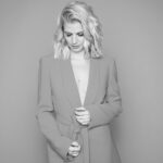 Susan Sideropoulos Instagram - „Ein Optimist zu sein, bedeutet nicht jeden Tag gute Laune zu haben. Es bedeutet nur, dass wir verstanden haben, dass nach herausfordernden schweren Zeiten, wieder bessere kommen“ #photocredit @berndjaworekphoto