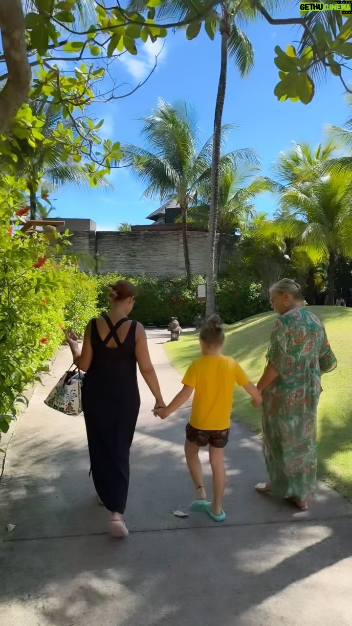Susana Dias Ramos Instagram - As melhores caminhadas da vida são aquelas que fazemos com quem amamos do nosso lado! Escolham bem ❤️