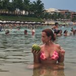 Susana Dias Ramos Instagram - Hidratem-se que está um calor que não se pode!😁 (Digam lá que ela não tem lata! Pois claro que tem!)